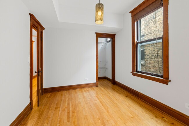 Building Photo - 2639 N Whipple St