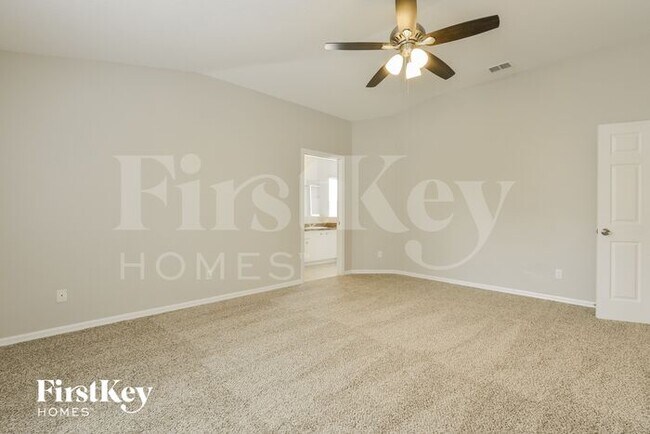 Building Photo - 699 Shawsbury Way