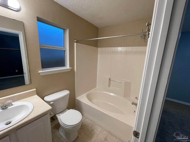 Building Photo - 10485 Senegal Dr
