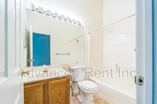 Building Photo - 8942 Quail Run Dr