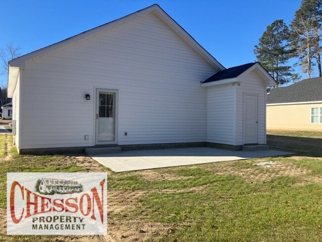 Building Photo - 5243 Castlewood Dr