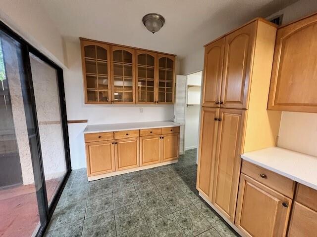 Building Photo - 8331 SW 39th Ct