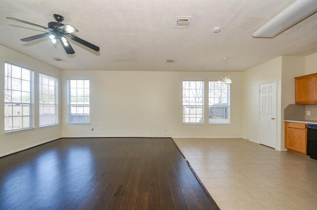 Building Photo - 15002 Turphin Way