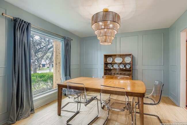 Building Photo - 146 Canyon Oaks Dr