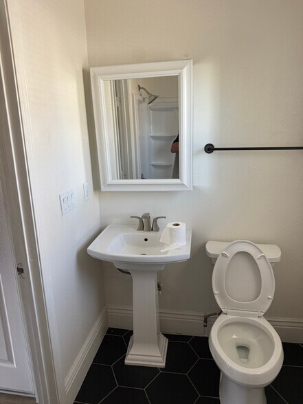 Building Photo - 4701 16th Ave