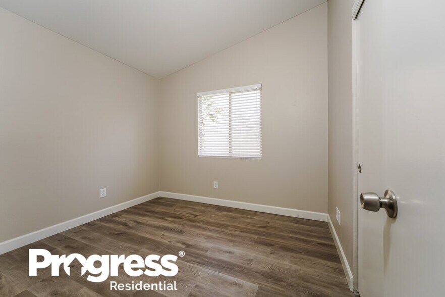 Building Photo - 3639 Covewick Dr