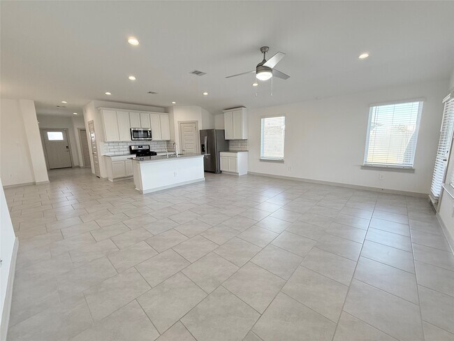 Building Photo - 28930 Yampa Mill Ln