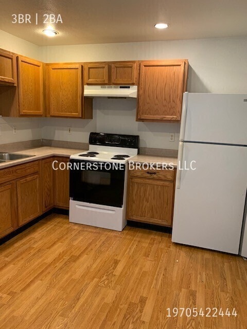 Primary Photo - 712 Daniels St