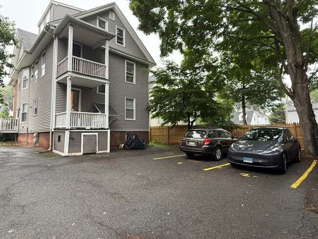 Building Photo - 1205 Forest Rd