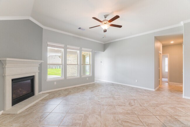 Building Photo - 4583 New Country Dr