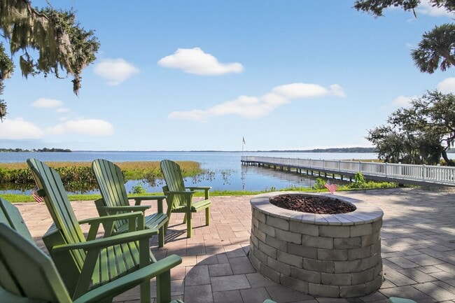 Building Photo - 1208 Lee St