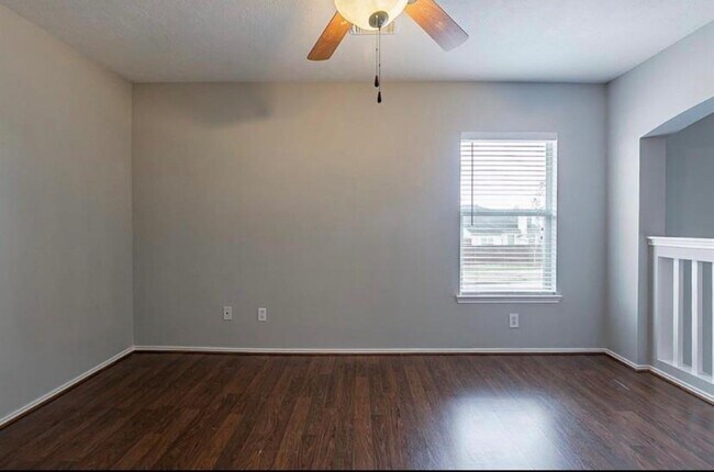 Building Photo - 18102 Spring Run Ln