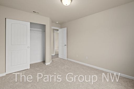 Building Photo - Gorgeous Updated 2012 Covington 4BR – New Paint, Floors, Cabinets, Quartz Counters +++