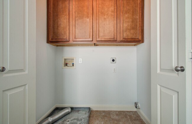 Building Photo - 202 McGowen St