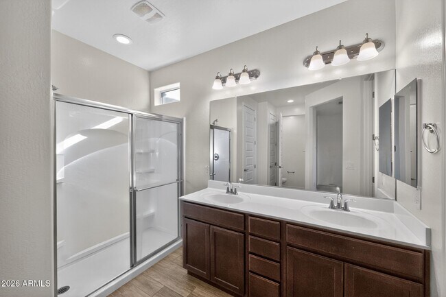 Building Photo - 20390 E Broadmoor Trail