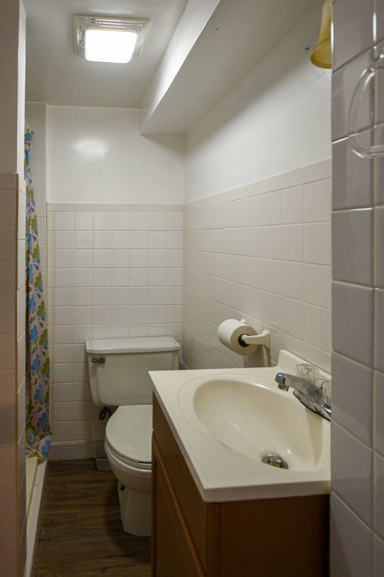 Building Photo - 5036 S Leclaire Ave