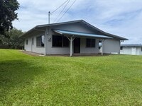 Building Photo - Updated Home near Pepe'ekeo Park!