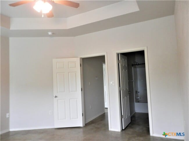Building Photo - 331 Oelkers Dr