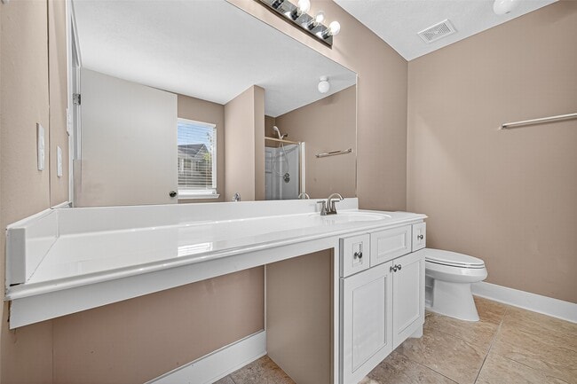 Building Photo - 15859 E Park Ct