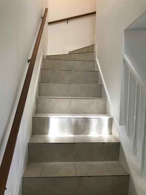 Building Photo - 11301 Jollyville Rd