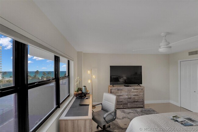 Building Photo - 5100 N Ocean Blvd