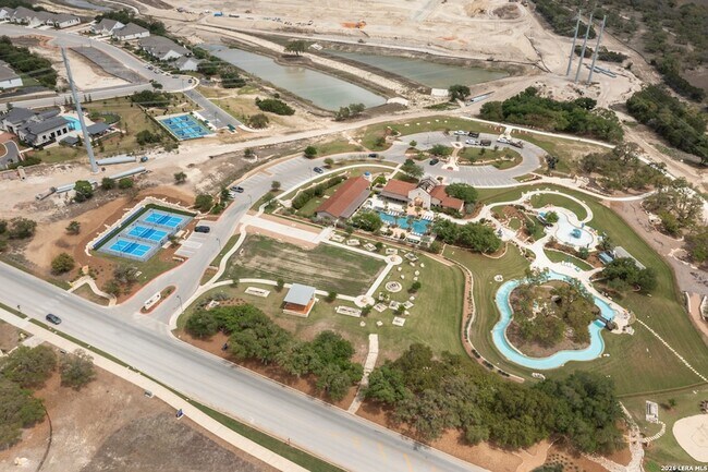 Building Photo - 226 Vizcaya