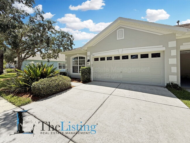 Building Photo - 7411 Surrey Wood Ln