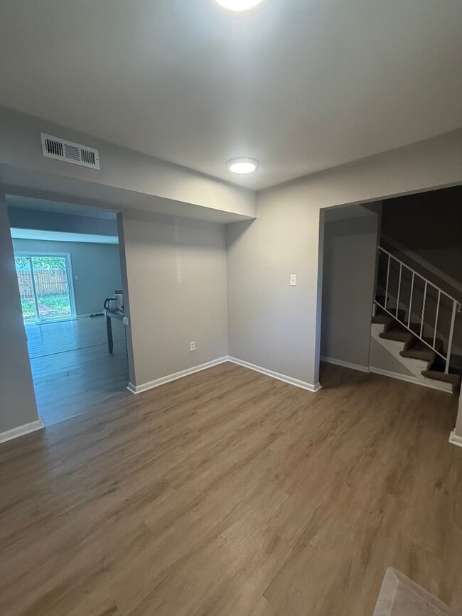 Building Photo - 5627 Banbury Ct