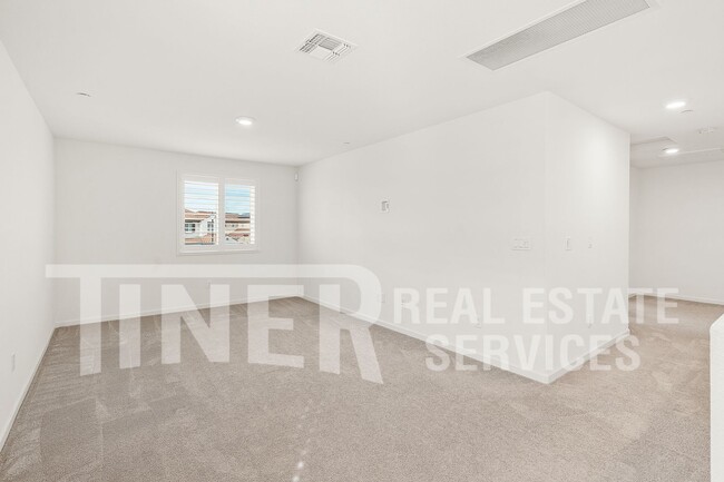 Building Photo - 7049 Star Trail Wy