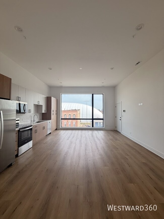 Building Photo - 1320 S Ashland Ave