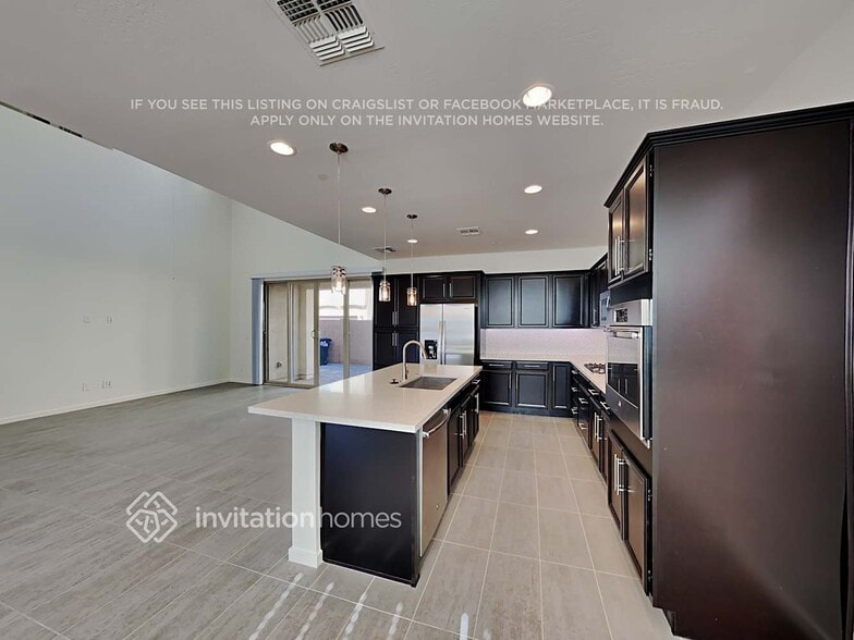 Building Photo - 1955 S Wallrade Ln