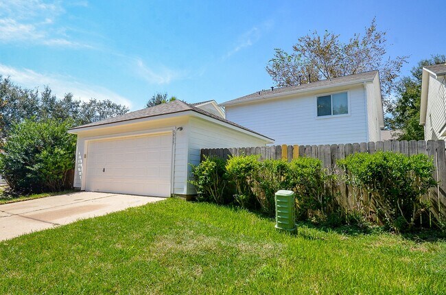 Building Photo - 3935 Federal Ln