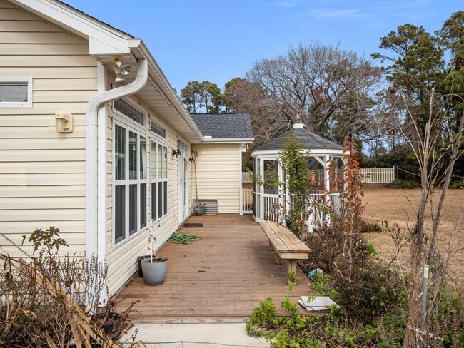 Building Photo - Efficient Brandywine home Available now