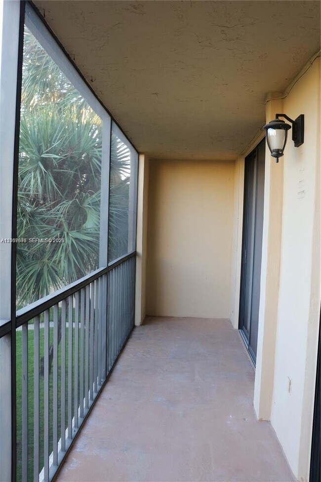 Building Photo - 8005 SW 107th Ave