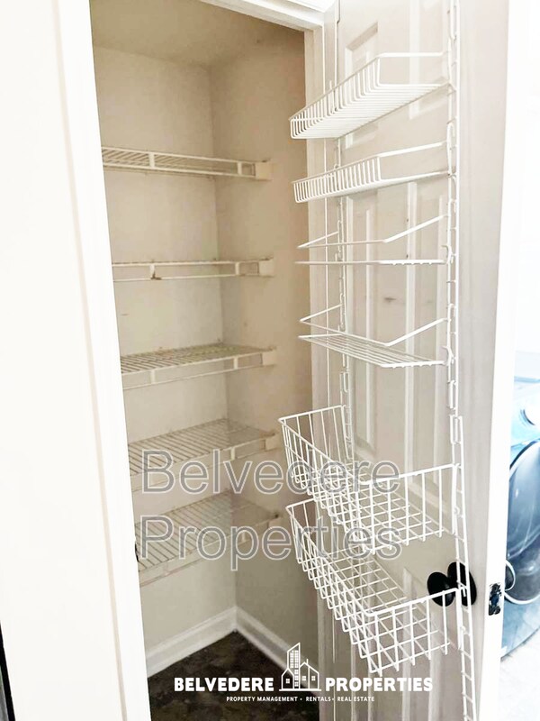 Building Photo - 3726 Wayfarer Dr