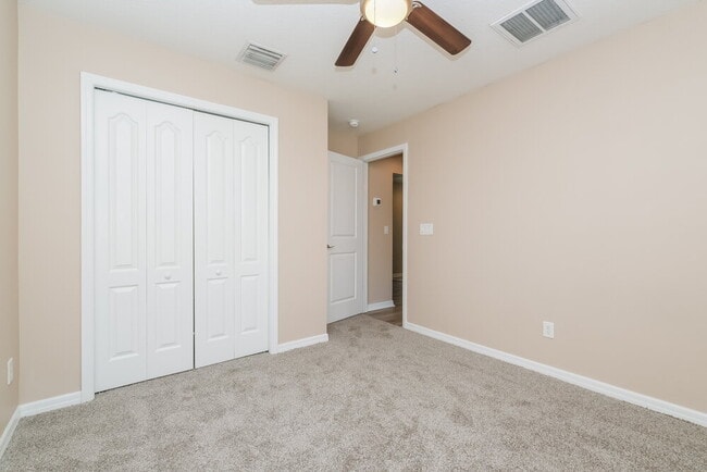 Building Photo - 1010 Larwood Pine Dr