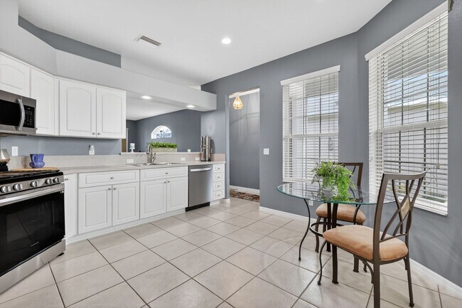 Building Photo - 3BR Home in Gated 55+ Legacy of Leesburg Community