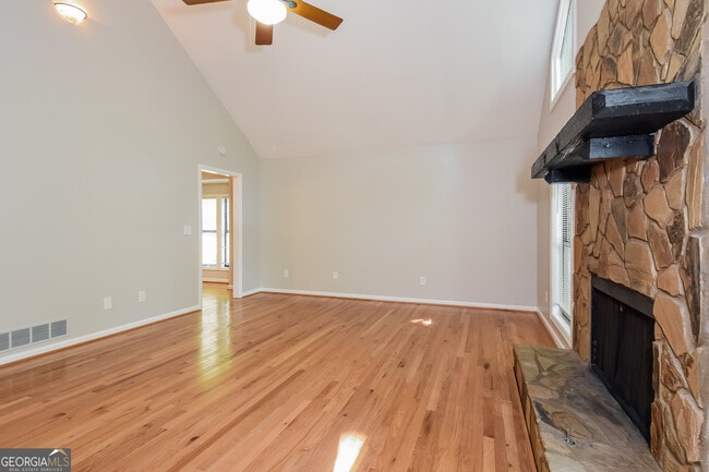 Building Photo - 3970 Cripple Creek Dr