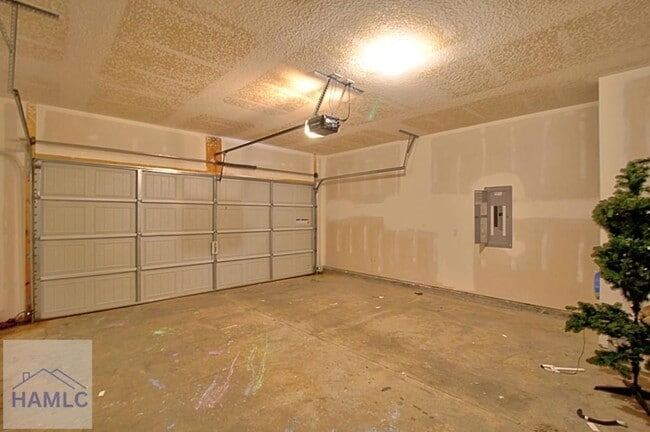 Building Photo - 260 Whippoorwill Wy NE