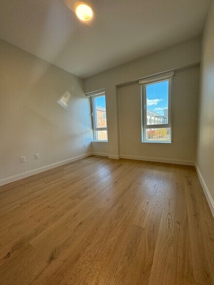 Building Photo - 59 Brighton Ave