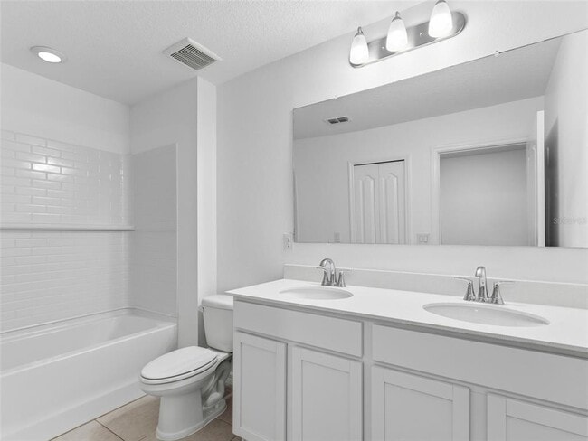 Building Photo - 32156 Pond Apple Bnd