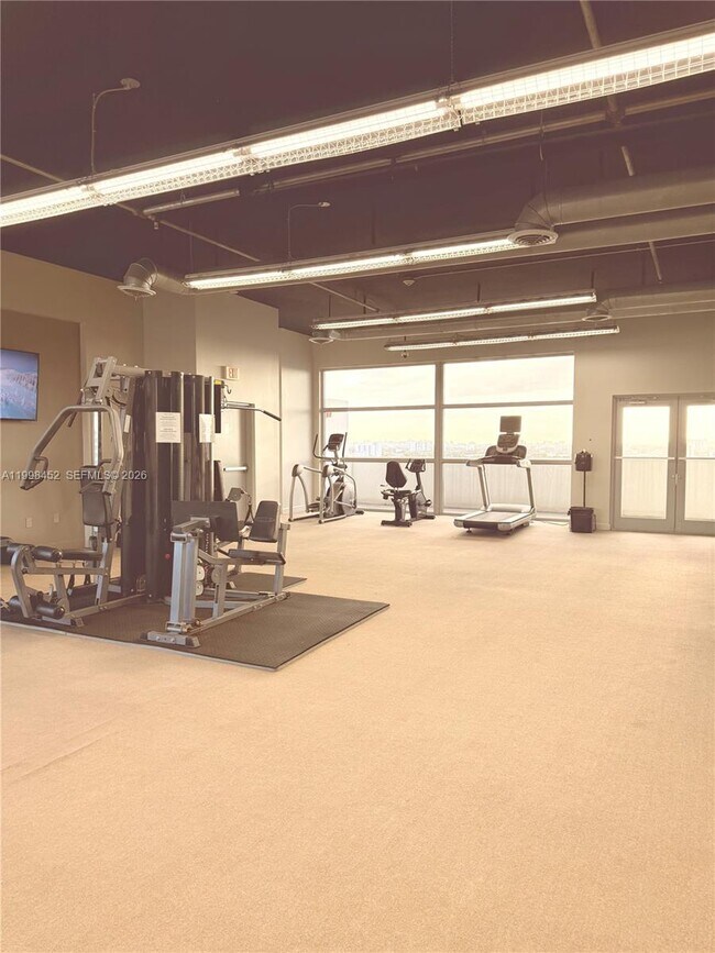 Building Photo - 36 NW 6th Ave