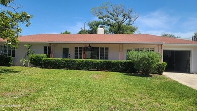 Building Photo - 4 Pleasant View Cir