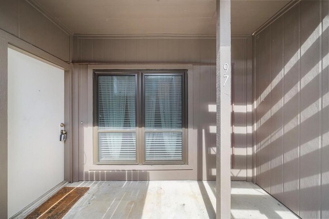 Building Photo - 1201 Bering Dr