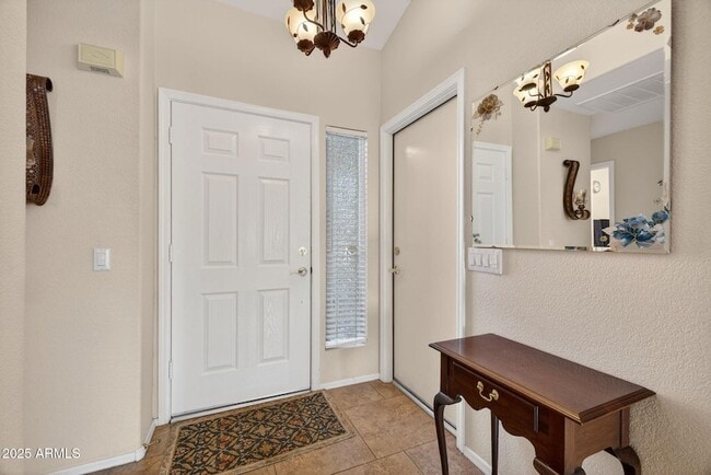 Building Photo - 1831 E Lindrick Dr