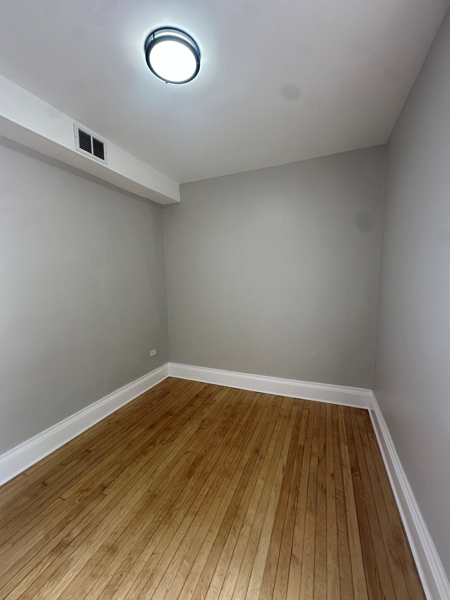 Building Photo - 5200 S Carpenter St