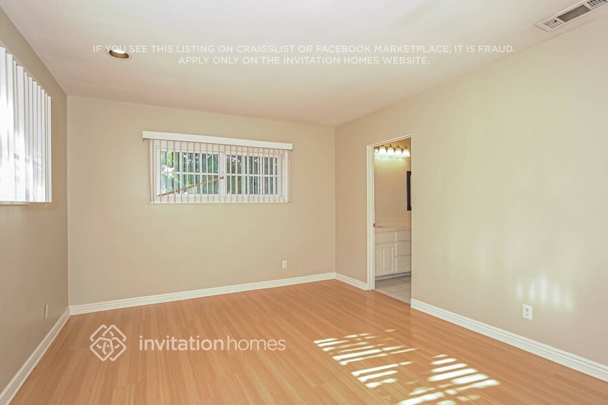 Building Photo - 7425 Jellico Ave