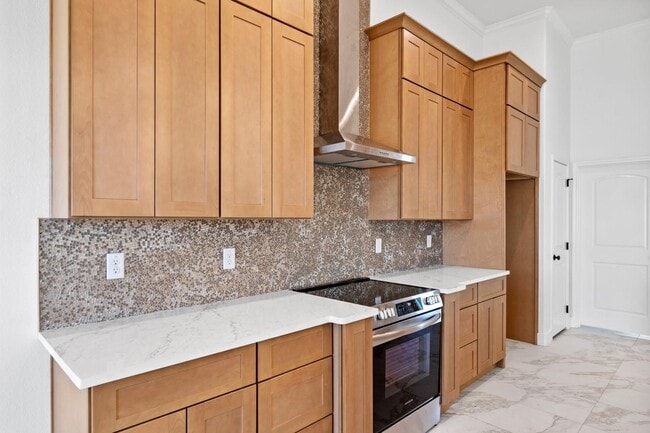 Building Photo - 206 E Persimmon Dr
