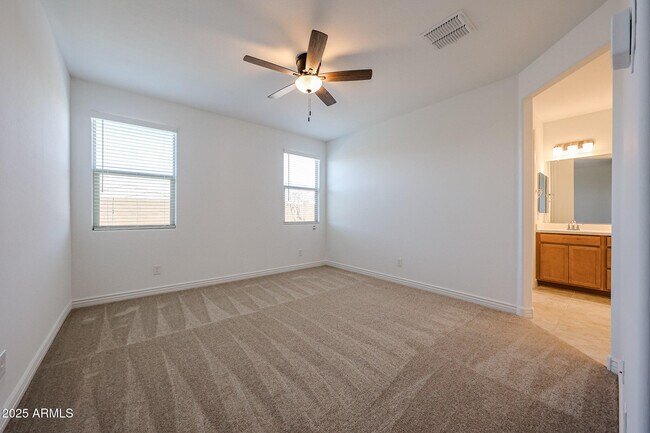 Building Photo - 5016 N 87th Ln