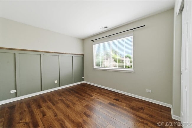 Building Photo - 1078 Park Hill Cir